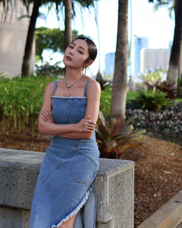 廣州捕獲衛詩雅真實狀態驚人！網民大讚同場45歲女星更出眾 