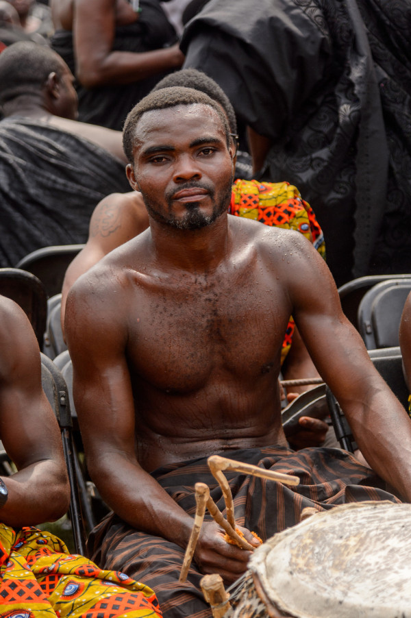 破．地獄｜旅行期間參加陌生人的喪禮？從《破．地獄》看世界7大特色殯葬文化 