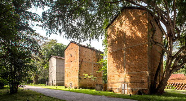 清邁高CP值住宿人均每晚7起!60年歷史煙廠變身度假村 設玻璃屋café/茶館/Spa