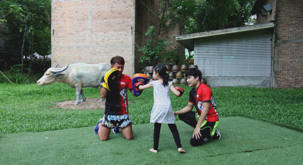 清邁高CP值住宿人均每晚7起!60年歷史煙廠變身度假村 設玻璃屋café/茶館/Spa