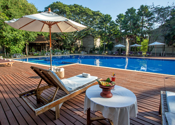 清邁高CP值住宿人均每晚7起!60年歷史煙廠變身度假村 設玻璃屋café/茶館/Spa