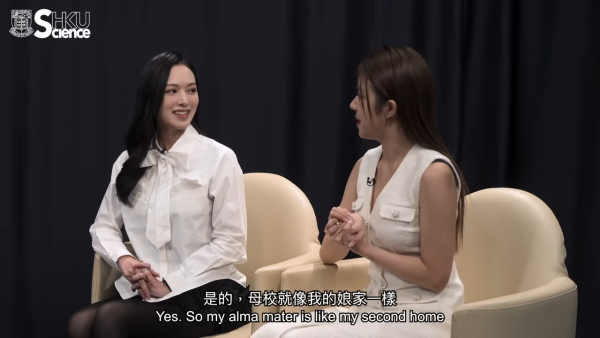 馮盈盈莊子璇晒超流利英文