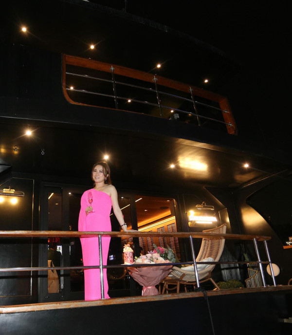 前TVB咪神張秀文婚後神隱 激罕po近況！坐頭等飛杜拜曬貴婦生活 