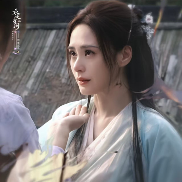 阿嬌內地拍劇最新古裝造型曝光！獲讚「最美人母」眼神有戲！ 