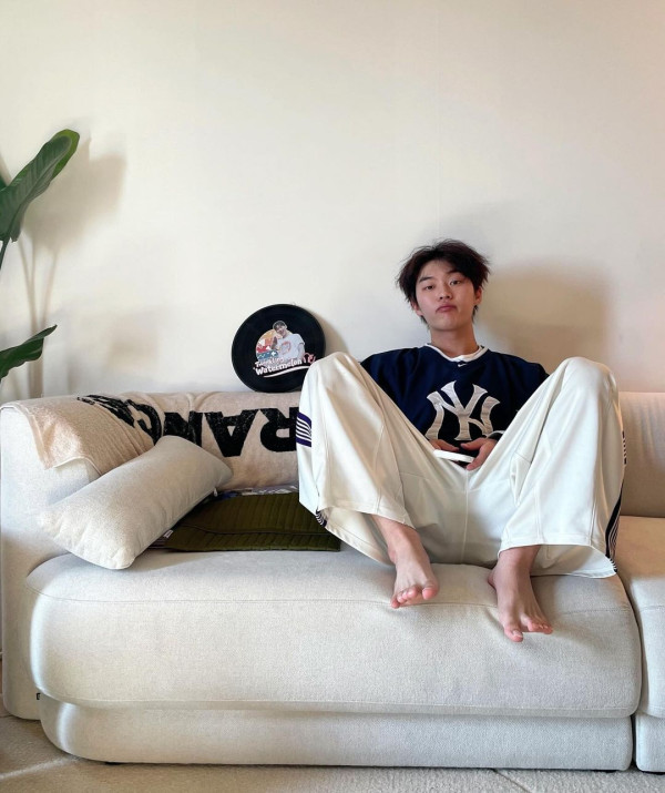 韓星曬Figure疑誤Po裸體照 網上瘋傳！事務所11字回應 