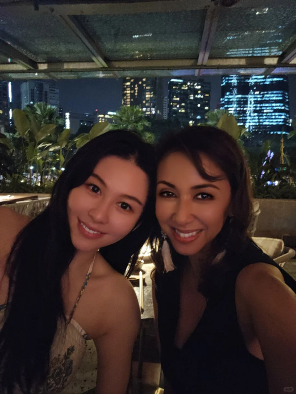 張智霖袁詠儀全家日本過聖誕 魔童暴風成長 網民激讚帥度不輸爸爸 