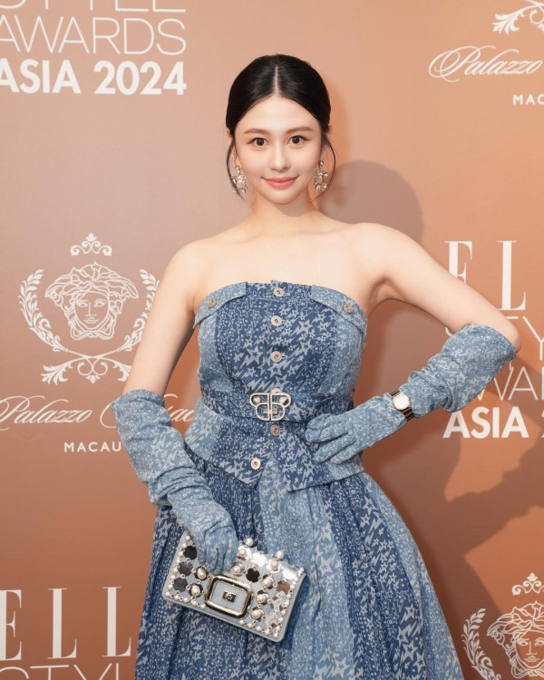 張智霖袁詠儀全家日本過聖誕 魔童暴風成長 網民激讚帥度不輸爸爸 