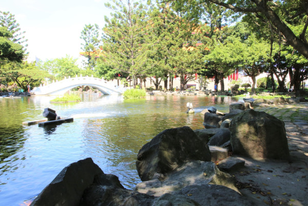 中正紀念堂魚池畔（圖片來源：Facebook@中正紀念堂 Chiang Kai-shek Memorial Hall）