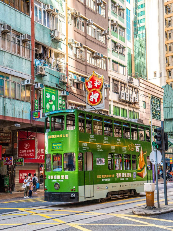 塞爾維亞古堡驚見簡體字塗鴉 內地網民2大理據質疑插贓嫁禍 