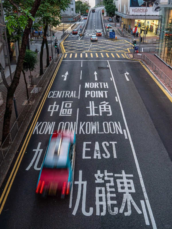 塞爾維亞古堡驚見簡體字塗鴉 內地網民2大理據質疑插贓嫁禍 