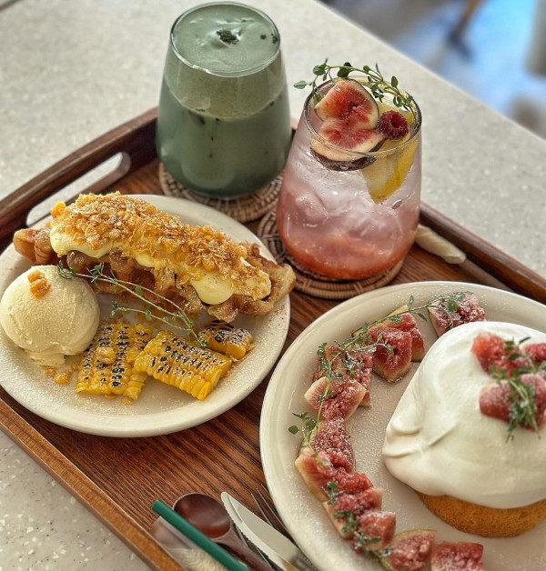 延南洞4點4分咖啡店(圖片來源:IG@4si_4bun) 延南洞4點4分咖啡店(圖片來源:IG@4si_4bun)