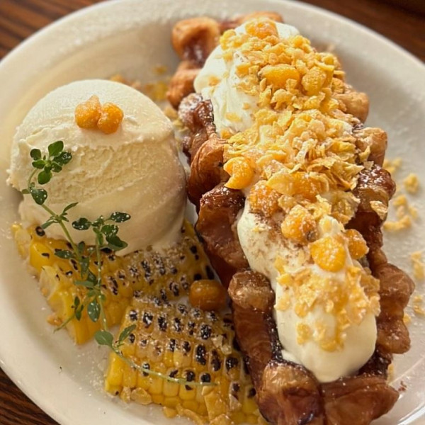 延南洞4點4分咖啡店(圖片來源:IG@4si_4bun) 延南洞4點4分咖啡店(圖片來源:IG@4si_4bun)