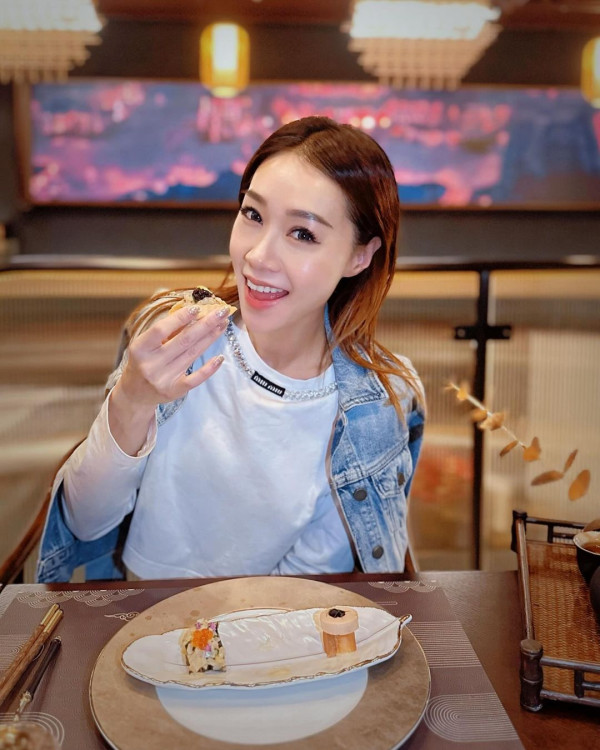 黃心穎二家姐黃心妙IG狂曬火辣相 弗爆身材超吸睛 瘋狂突破性感尺度！ 