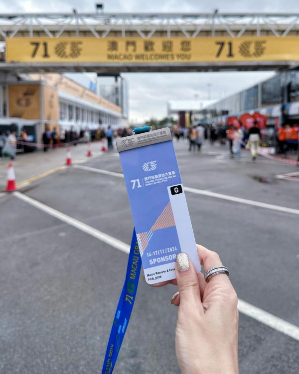 黃心穎二家姐黃心妙IG狂曬火辣相 弗爆身材超吸睛 瘋狂突破性感尺度！ 