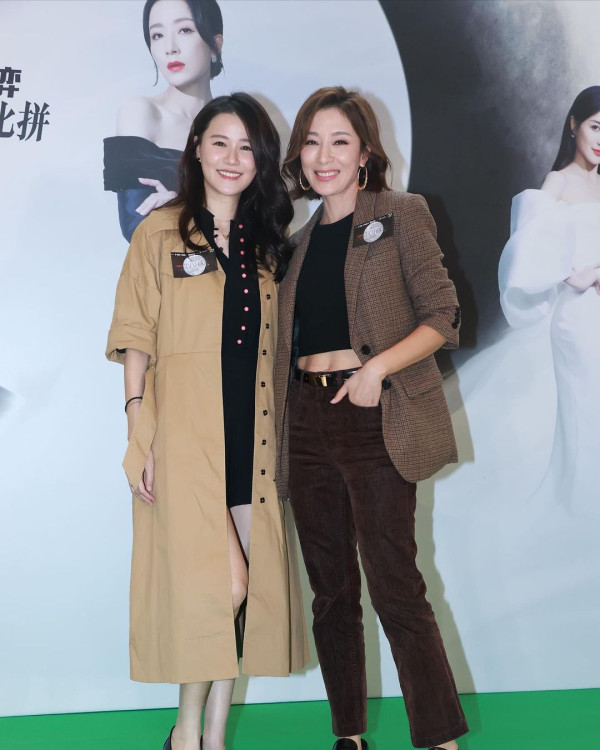 楊茜堯現身香港機場獲讚親民 身上一物被指打扮樸素慳家