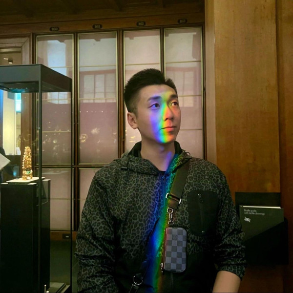 新聞主播帶一物返內地被截停安檢 遭問長問短：過關都驗屍咁驗 