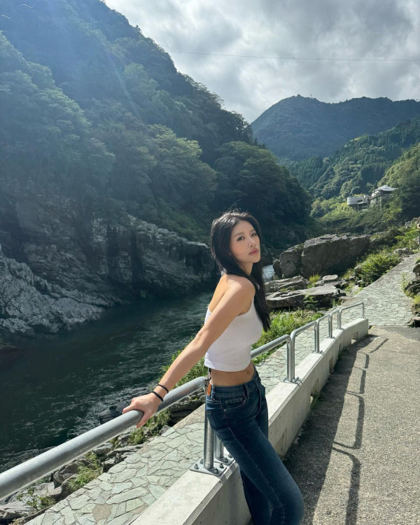 自駕德島｜郭珮文IG發放絕密泳裝福利圖 粉絲睇到嘩嘩聲：班攝影師好幸福 