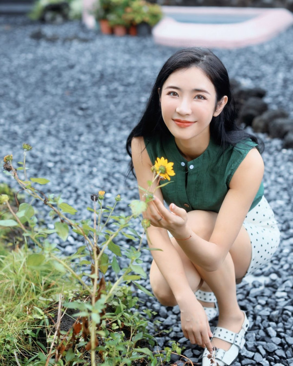37歲女藝人離巢TVB後宣佈回歸主持界 星途逆襲內地拍劇做女一