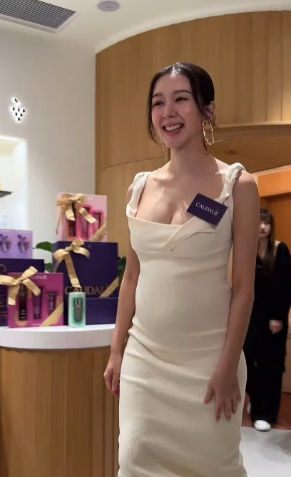 懷孕麥明詩爆一原因驚老公走佬!將到峇里島影三點式孕照!