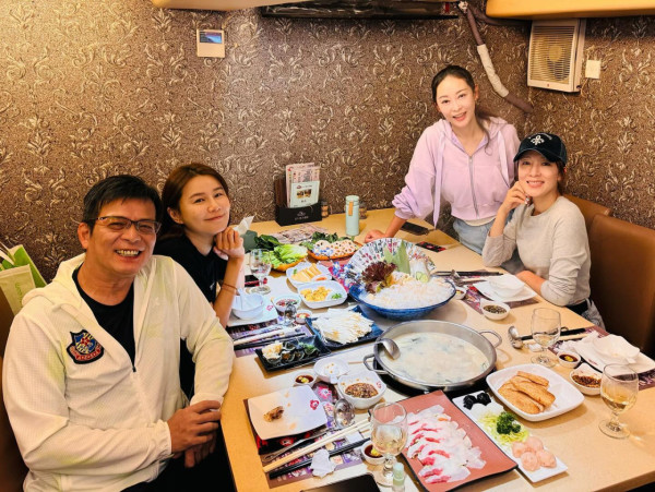盤點娛樂圈9對高顏值親姐妹！湯洛雯、湯樂瑤有勁敵 港姐冠軍細妹索到爆