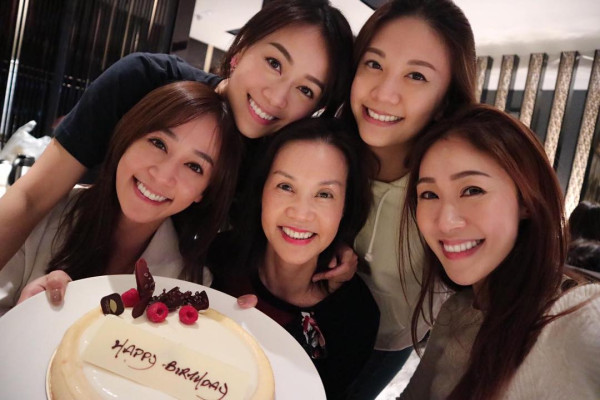 盤點娛樂圈9對高顏值親姐妹！湯洛雯、湯樂瑤有勁敵 港姐冠軍細妹索到爆