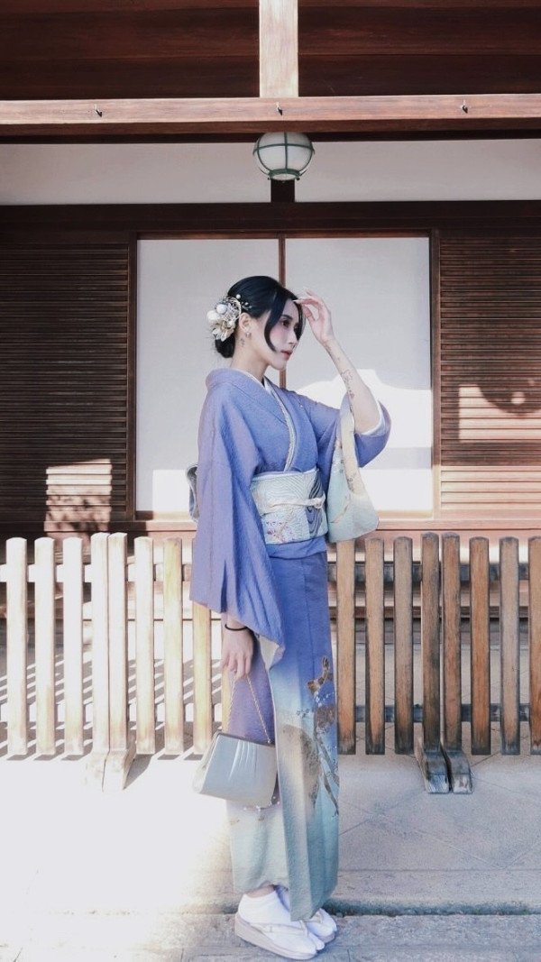 小提琴家跟團遊沖繩住酒店中伏 自嘲似工人房 網友：加錢同導遊換房 