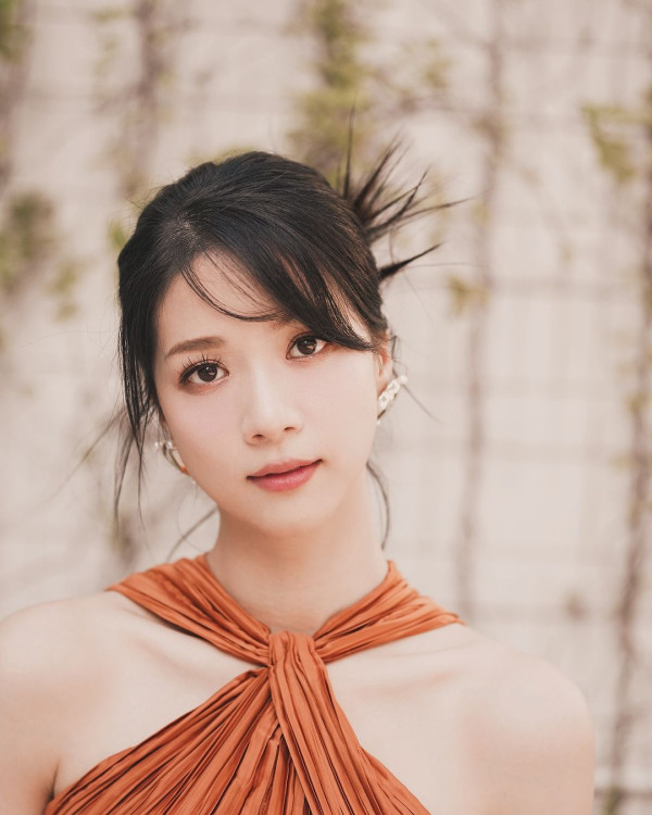 陳曉華自揭童年因過度活躍被排擠 入行後曾因黐脷根陷低潮全靠一人陪伴