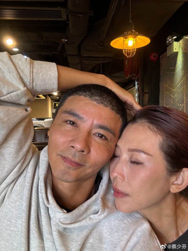 盤點娛樂圈10對姐弟戀「女大過男」！真愛面前年齡不是問題？最誇張相差12年