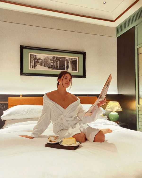 前港姐冠軍孖囡囡美國行年宵 大讚有新年氣氛:以為返咗香港