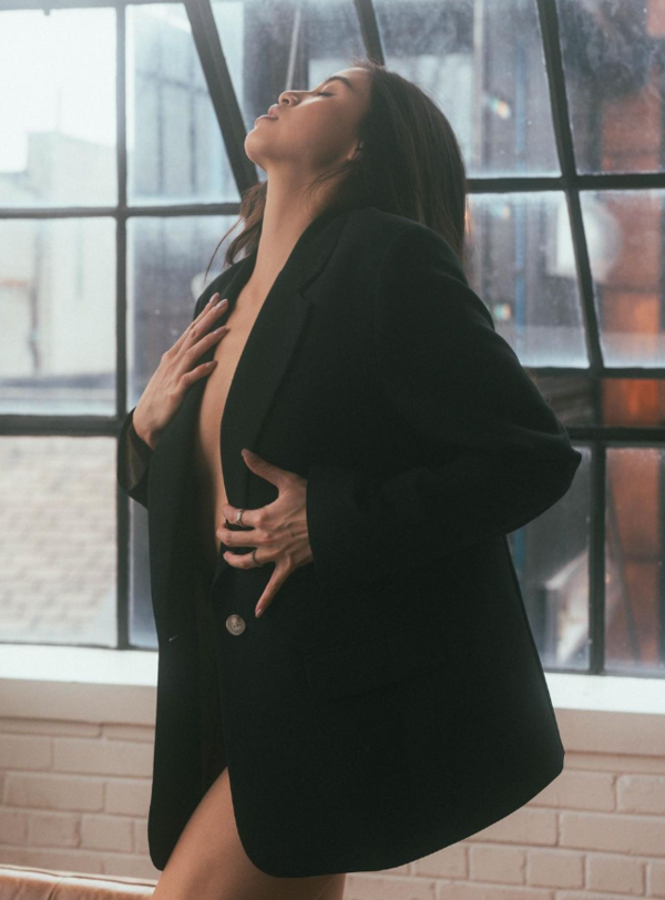 前港姐冠軍孖囡囡美國行年宵 大讚有新年氣氛:以為返咗香港