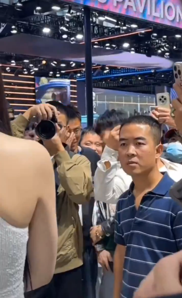 百萬網紅遊菲律賓被賣豬仔？現身柬埔寨娛樂場所當小姐 網民：人渣集團 