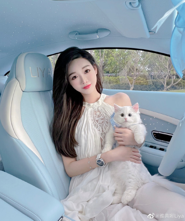 百萬網紅遊菲律賓被賣豬仔？現身柬埔寨娛樂場所當小姐 網民：人渣集團 