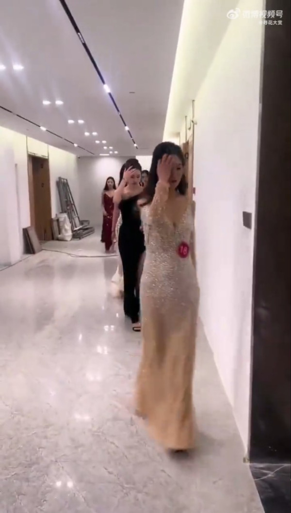 百萬網紅遊菲律賓被賣豬仔？現身柬埔寨娛樂場所當小姐 網民：人渣集團 