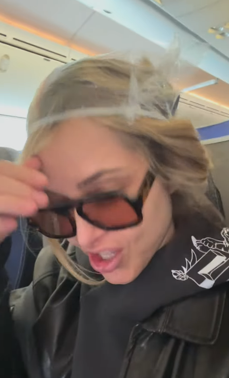 機師拆解搭飛機要開「飛行模式」真正原因！原來不會干擾飛機系統？ 