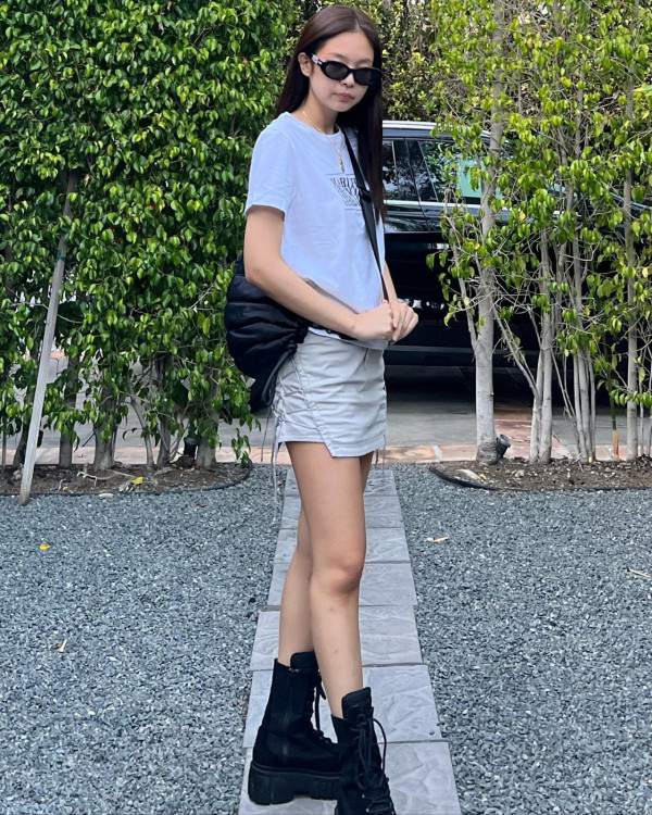 銅鑼灣變「港版聖水洞」？週末人龍逼爆波斯富街！GD愛牌/Stand Oil進駐 網民：唔使飛韓國