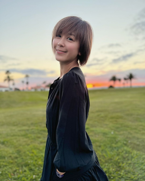 前TVB花旦曬新髮型被讚回春廿年 「童顏天花板」2年前移民紐西蘭