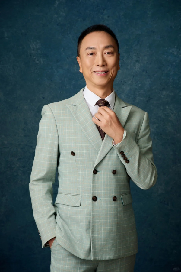 鄔友正自爆患癌驚魂