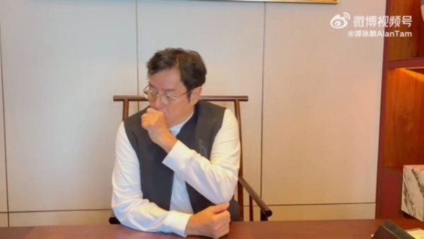 74歲譚詠麟因病延期惠州演唱會 拍片狂咳致歉：會努力調理好身體 