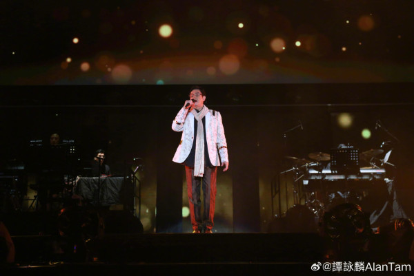 74歲譚詠麟因病延期惠州演唱會 拍片狂咳致歉：會努力調理好身體 