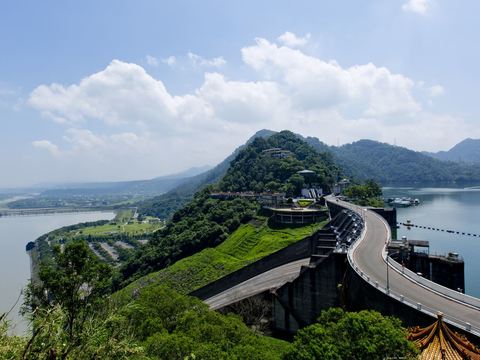 石門水庫(圖片來源:桃園觀光導覽網) 石門水庫(圖片來源:桃園觀光導覽網)