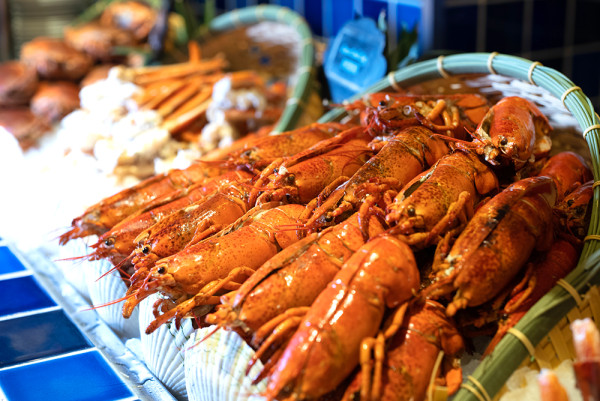 自助山（香港）聖誕放送 讓你盡嚐世界美饌 回本推介：法國魚子醬/焗酥皮三文魚/燒蜜糖火腿