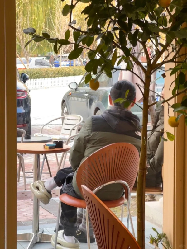 梁洛施疑被爆新戀情 梁洛施疑被爆新戀情