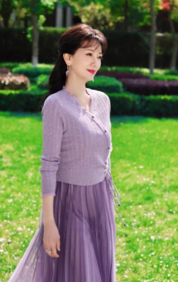 網民機場偶遇TVB最美凍齡花旦! 1理由竟行禮遇通道!生圖狀態惹熱議