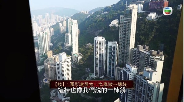 楊洛婷與老公巴黎鐵塔下浪漫留影 重穿十年前婚禮晚裝 身材依然弗爆 