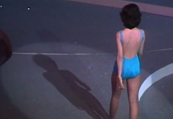 網民機場偶遇TVB最美凍齡花旦! 1理由竟行禮遇通道!生圖狀態惹熱議