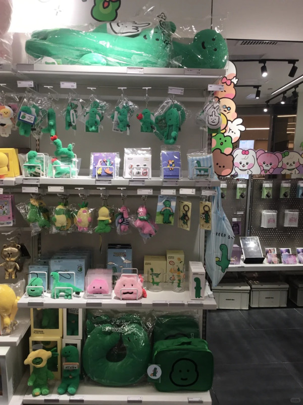 LINE FRIENDS(圖片來源:小紅書@LINE FRIENDS 深圳福田店) LINE FRIENDS(圖片來源:小紅書@LINE FRIENDS 深圳福田店)