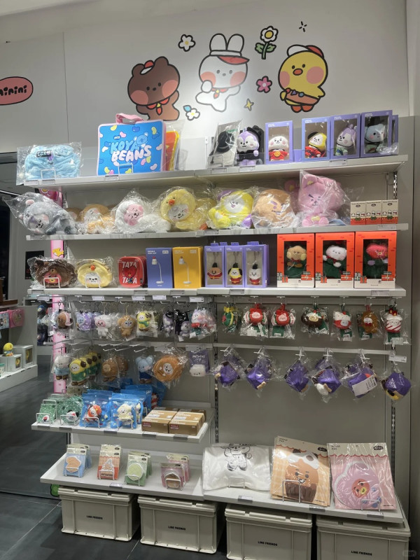 LINE FRIENDS(圖片來源:小紅書@LINE FRIENDS 深圳福田店) LINE FRIENDS(圖片來源:小紅書@LINE FRIENDS 深圳福田店)