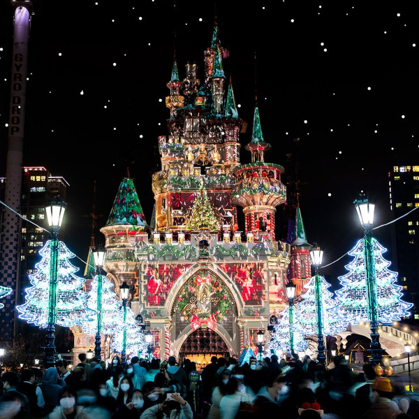 樂天世界（圖片來源：Facebook@롯데월드）