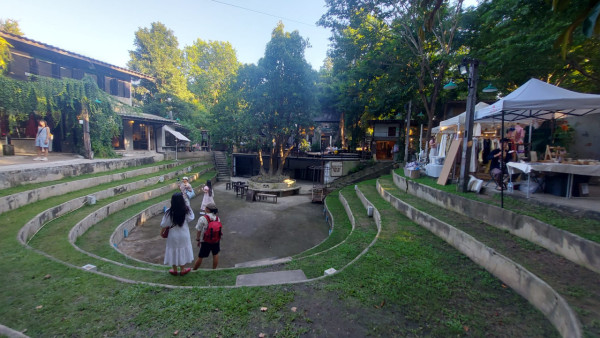 清邁自由行2026|清邁逾20景點必去:坐熱氣球、逛市集夜市、歎米芝蓮咖哩麵