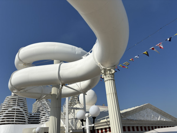 名勝世界壹號郵輪杜拜啟航！ 三種航程/房型/船上娛樂設施 